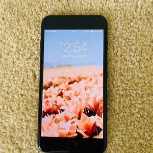 Apple iPhone 7 Plus - 128GB - Black (UNLOCKED)